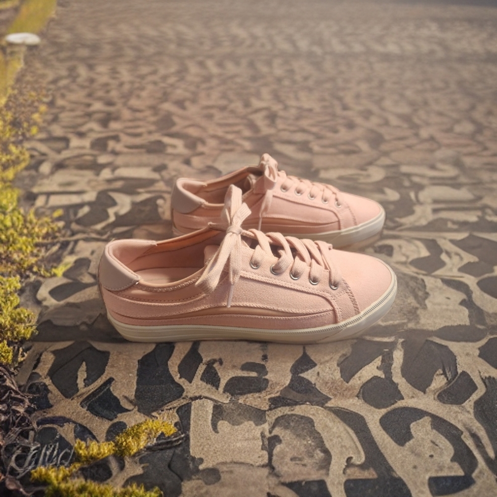 Easy Spirit 'Seriky2' Pink Sneaker Sz 8.5W